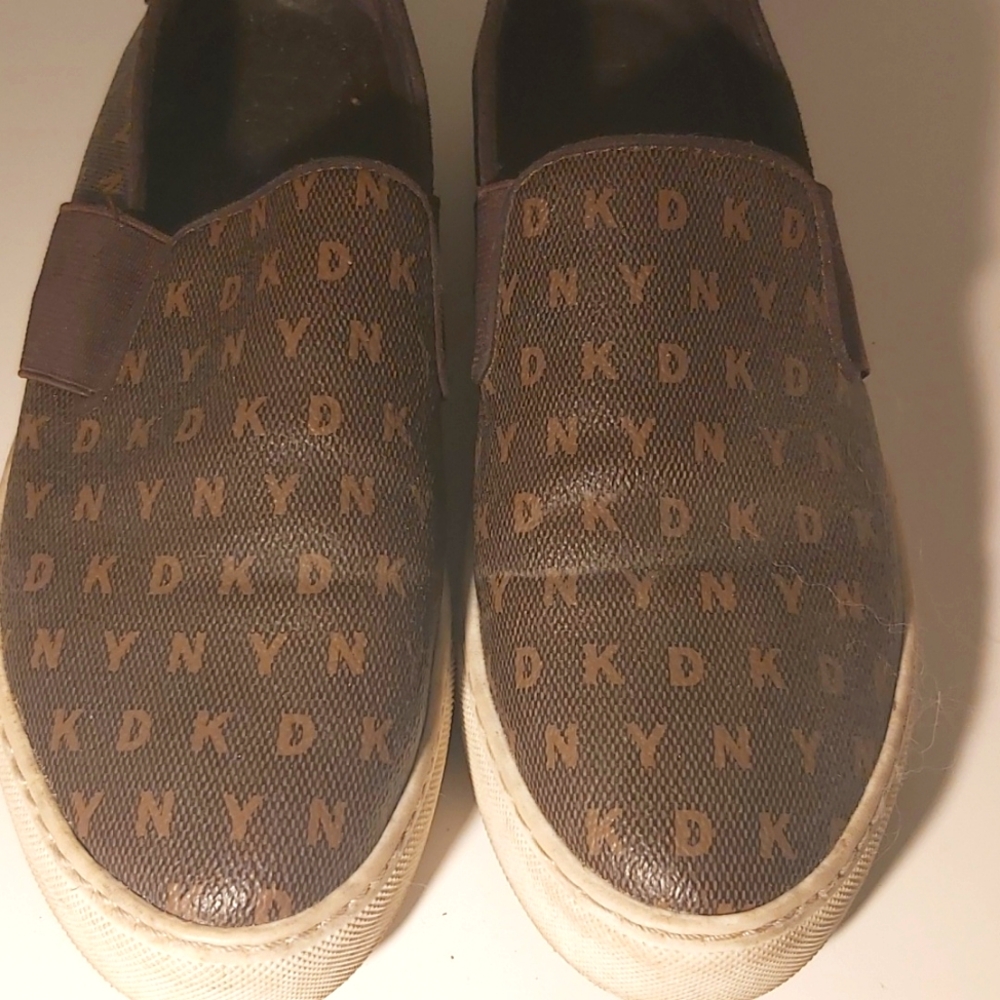 DKNY shose